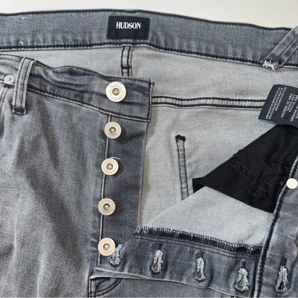 Hudson Broderick Gray Cutoff Denim Shorts Size 38‎